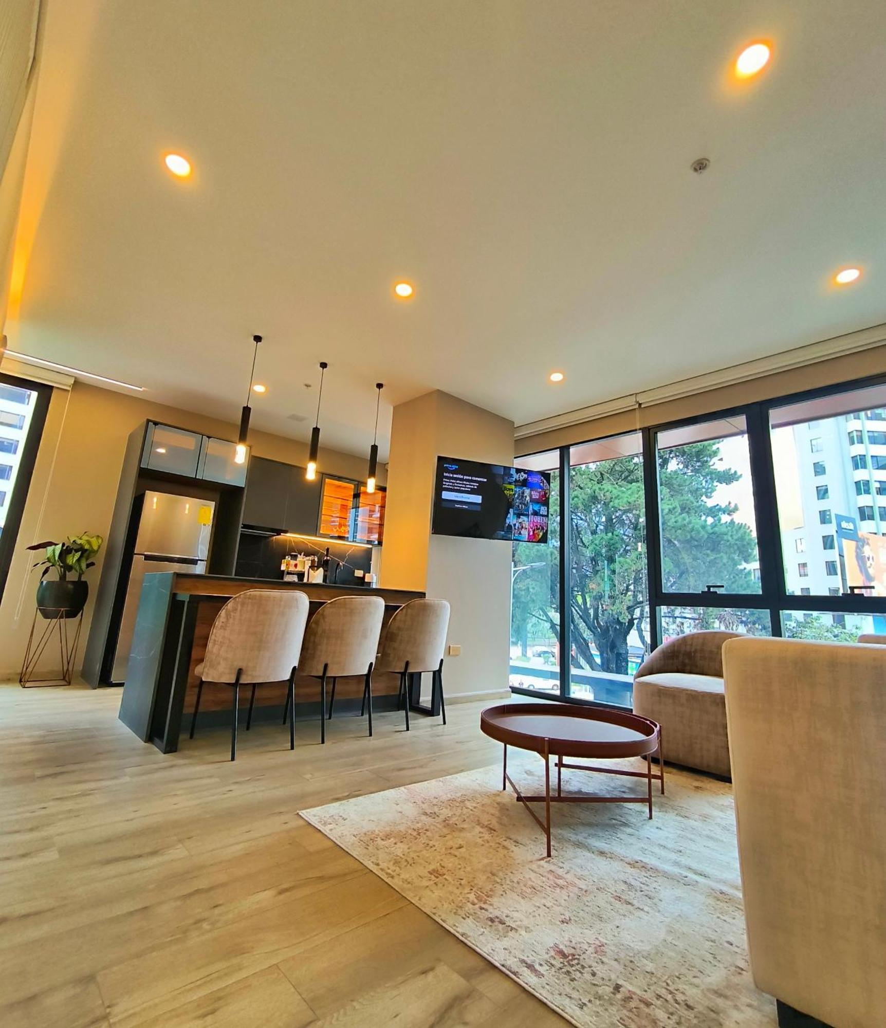 Republica Del Salvador Coliving Ecuador Xoe Apartamento Quito Exterior foto